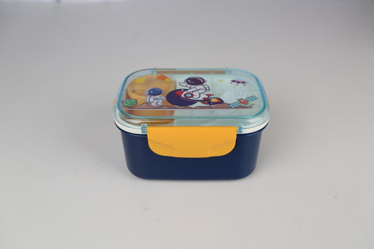 CLEENWOOD CWP-1017 1600ml Extra Large Bento Lunch Box, showing the multi-compartment interior, the included fork and spoon, and the secure locking clips.
